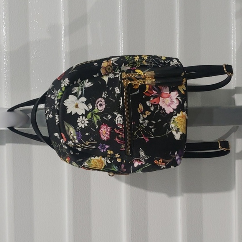 Mini backpack butterfly and flower design